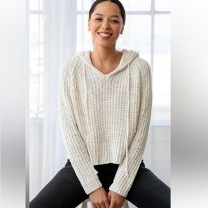 POL - Cream Knit Oversized Sweater - NWT -Small